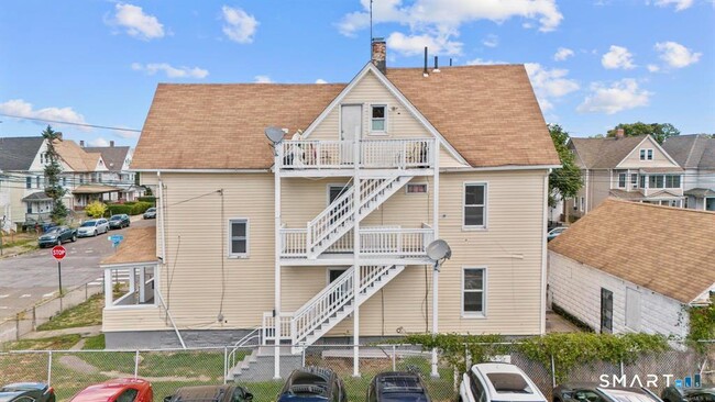 Photo - 725 Beechwood Ave