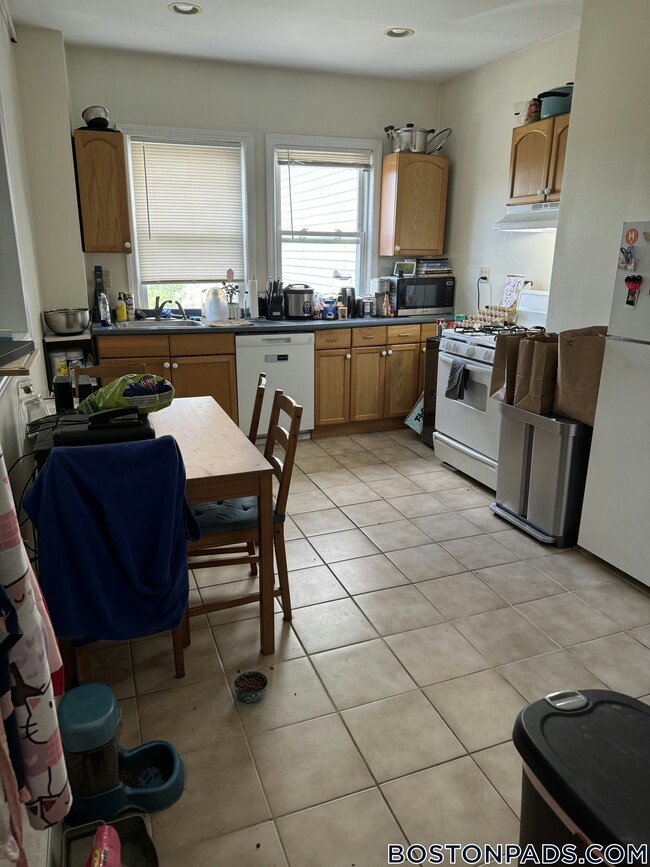 Photo - 27 Park St Unit 6
