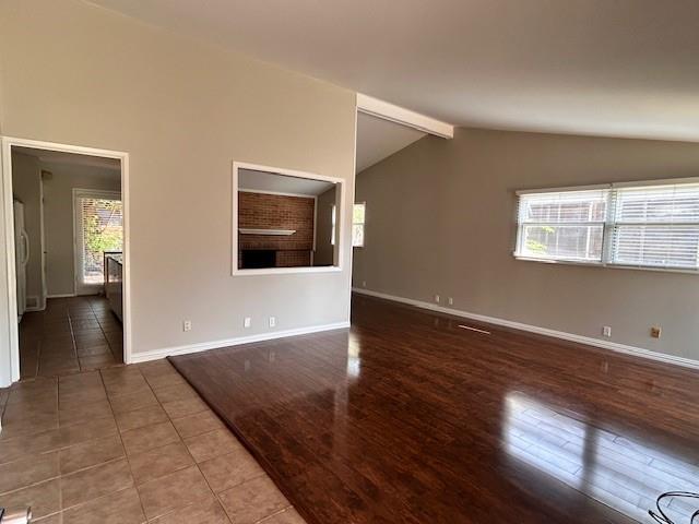 Photo - 928 Wisteria Way