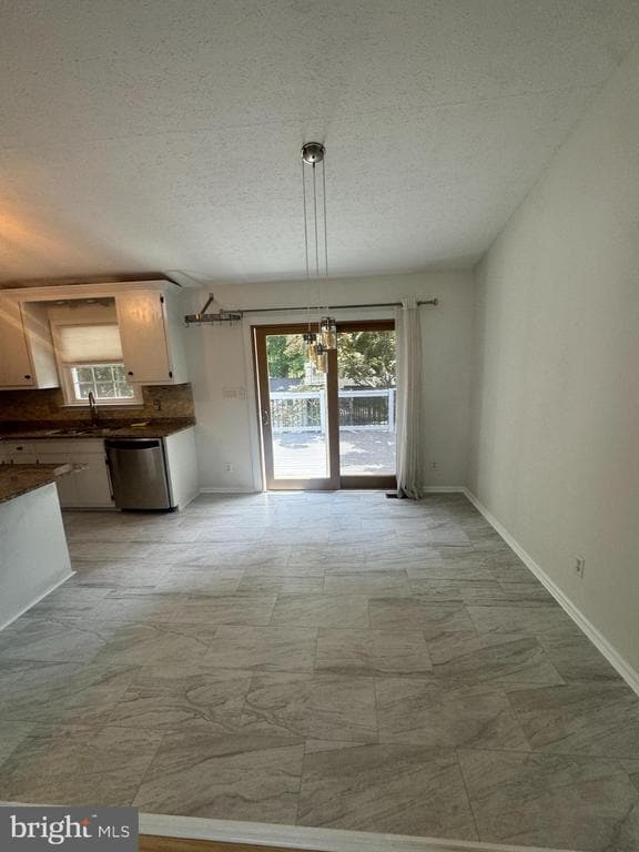 Photo - 74 Clarion Dr
