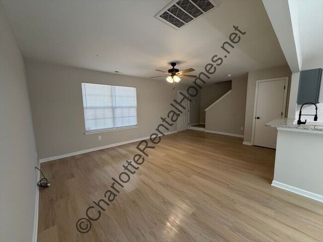Photo - Updated 3 bedroom home in Concord with new kitchen & flooring!