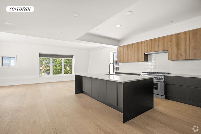 Building Photo - 5-30-30 51st Ave Rental