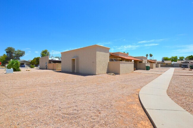 Photo - 785 N Arrowhead Dr Unit Apt 2