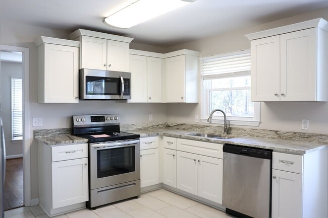 Photo - Fabulous neighborhood 4 BR home right on Elizabeth Lake