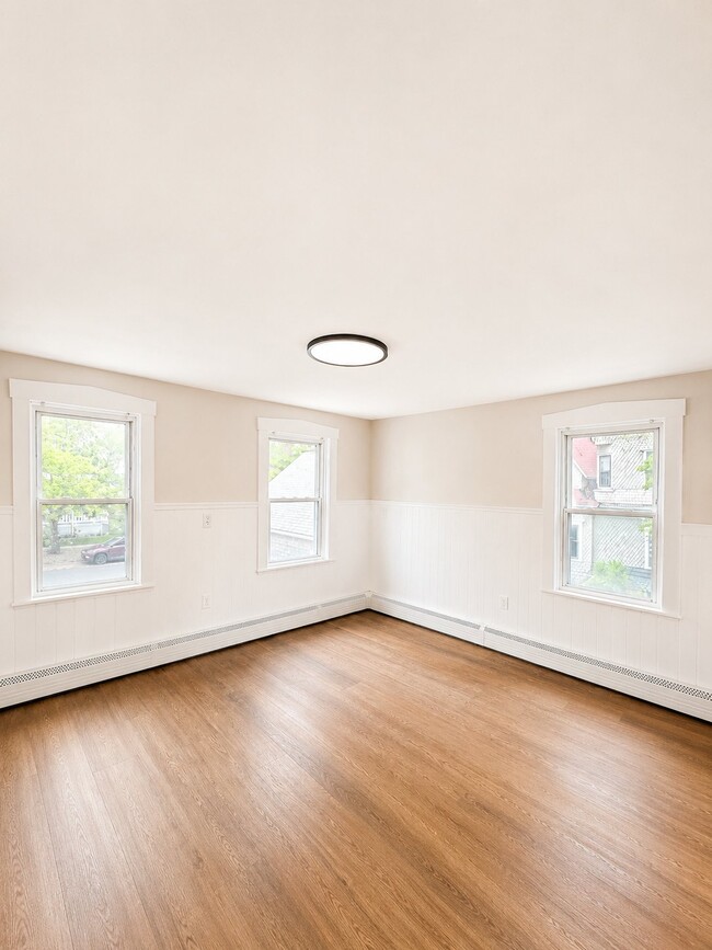 Photo - 107 Franklin St Unit 2