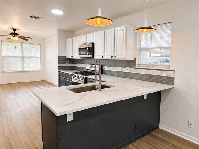 Photo - 2012 Balsam Way