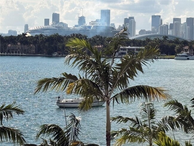 Photo - 800 West Ave Unit 533