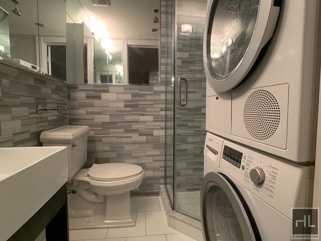 Photo - East 102nd Street Unidad 4D