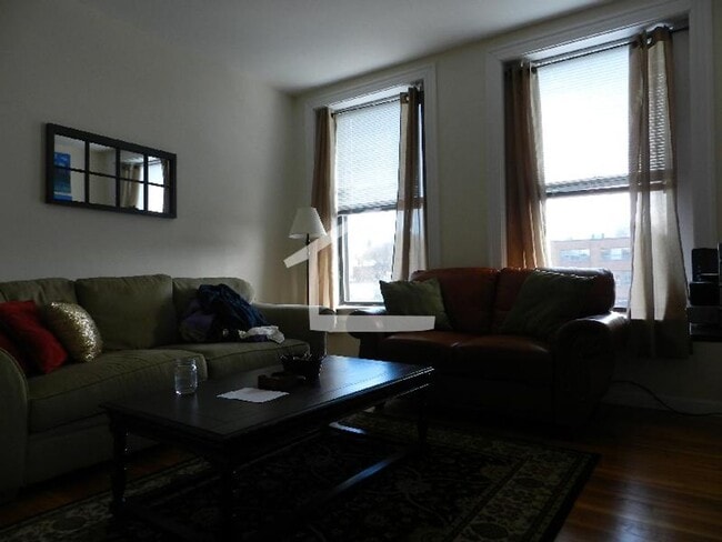 Photo - Renovated 3 bed. 1.5 bathroom on Cleveland Circle. Parking for Rent. Laundry is in the Building.