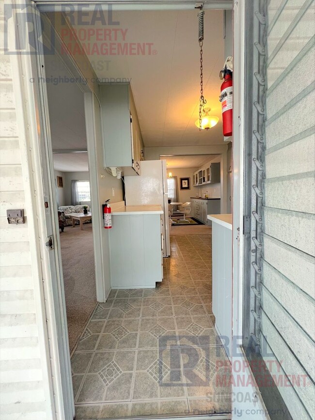 Photo - 1207 45th Ave E