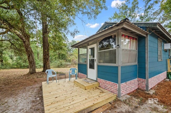 Photo - 8600 Crawford Rd E