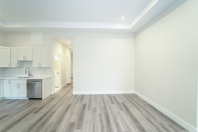 Photo - 424 Marlborough St Unit 2