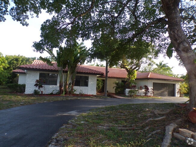 Building Photo - 11190 NW 23rd Ct Rental