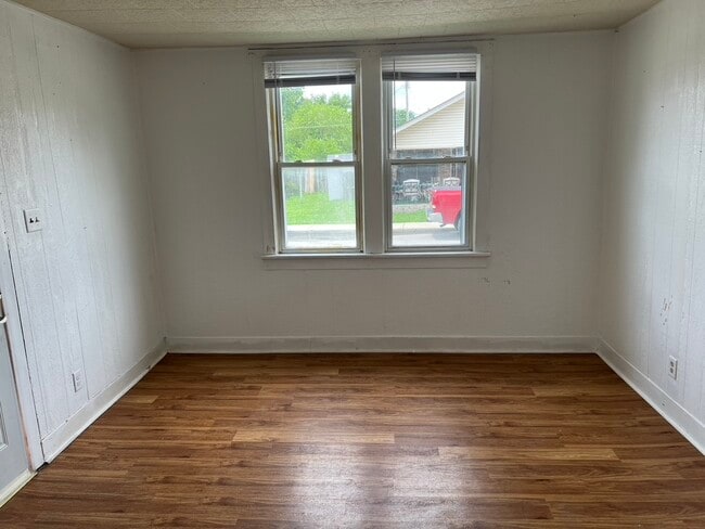 Building Photo - 407 N Clark St Unit 407