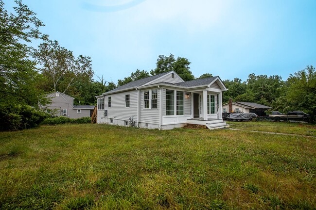 Photo - Newly Renovated 3 BR/1 BA Single-Family Ho...