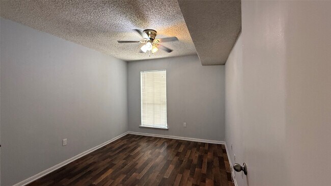 Photo - 250 El Dorado Blvd Unit 103