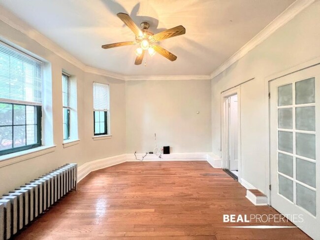 Building Photo - 0 bedroom in CHICAGO IL 60640 Unit 101 Rental