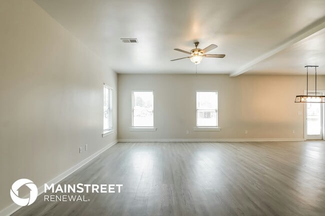 Photo - 115 Ridgeview Cir