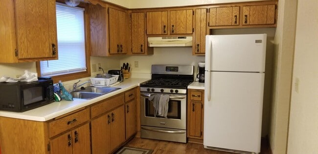 Photo - 2040 Madera St