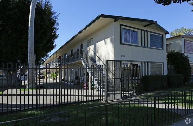Photo - 6901 Long Beach Blvd Apartments
