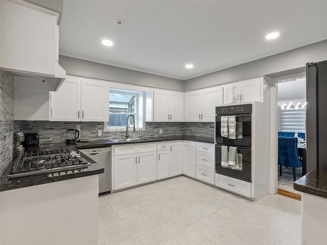 Photo - 4119 Mischire Dr