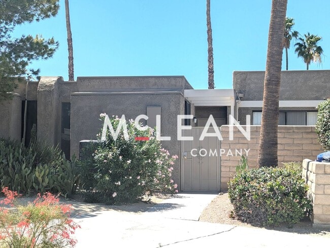 Photo - Beautiful 2BD/2BA Sunrise Oasis Condo with Resort Amenities