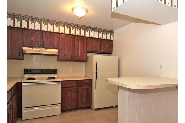 Photo - Willow Creek Condominiums