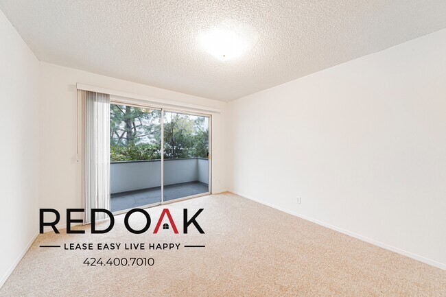 Photo - 2748 Montrose Ave Unit 1