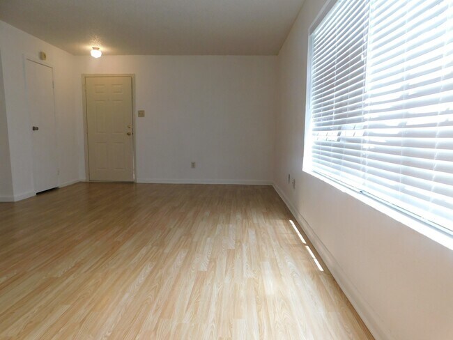 Photo - 12660 Ashford Point Dr Unidad 207