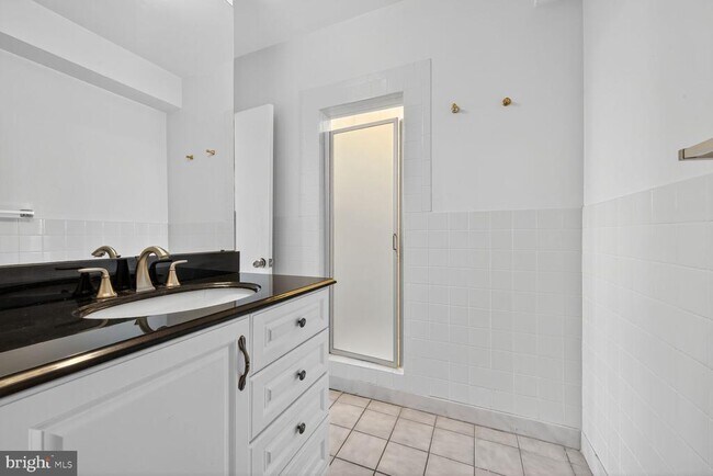 Photo - 4301 Massachusetts Ave NW Unidad 6014