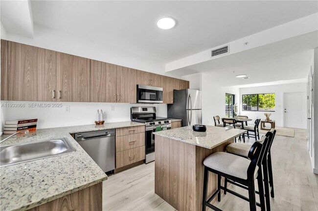 Photo - 155 NW 160th St