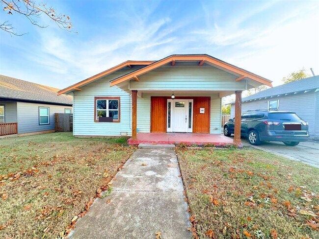 Photo - 1628 NE 12th St