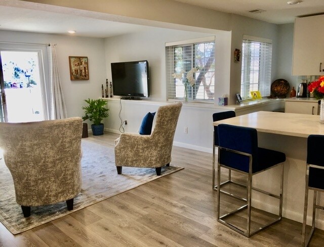 Photo - 10560 W Cooper Pl