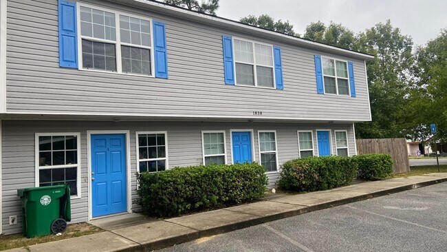 Photo - 1838 Hazel Dr Unit C