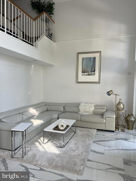 Photo - 8719 Delcris Dr