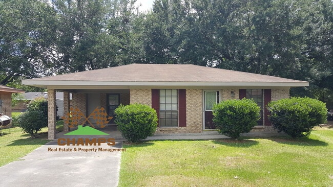 Building Photo - 303 Bloomfield Dr