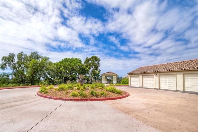 Photo - Updated Lower Level Condo in gated Vista Way Village! Unit 73