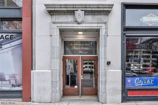 Building Photo - 750 Prospect Ave E Unit 403