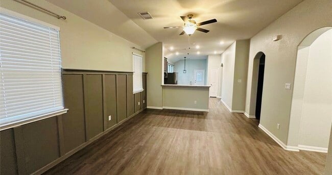 Photo - 14223 Grand Hls Dr