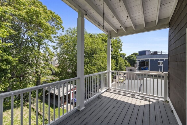 Photo - 530-532-532 E 6th St Unit 3