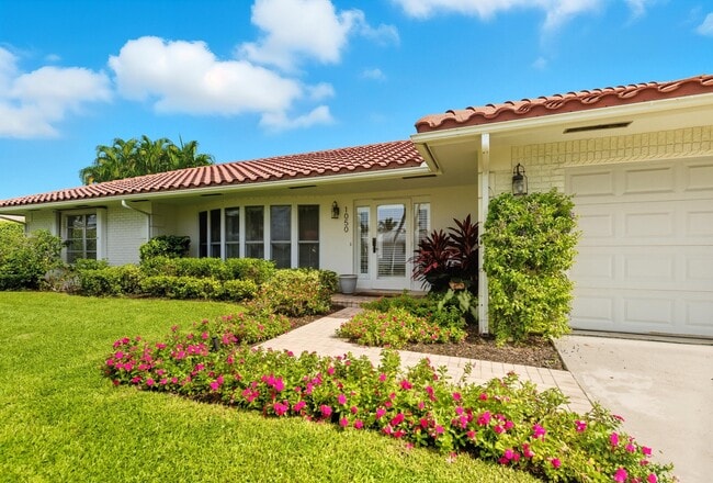 Photo - 1050 Gulfstream Way