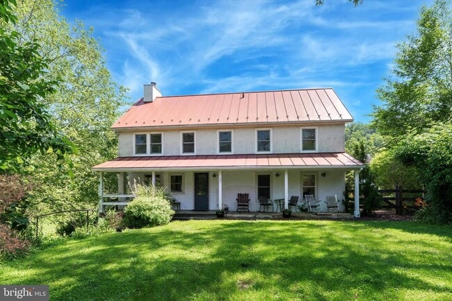 Photo - 1331 Hollow Rd House