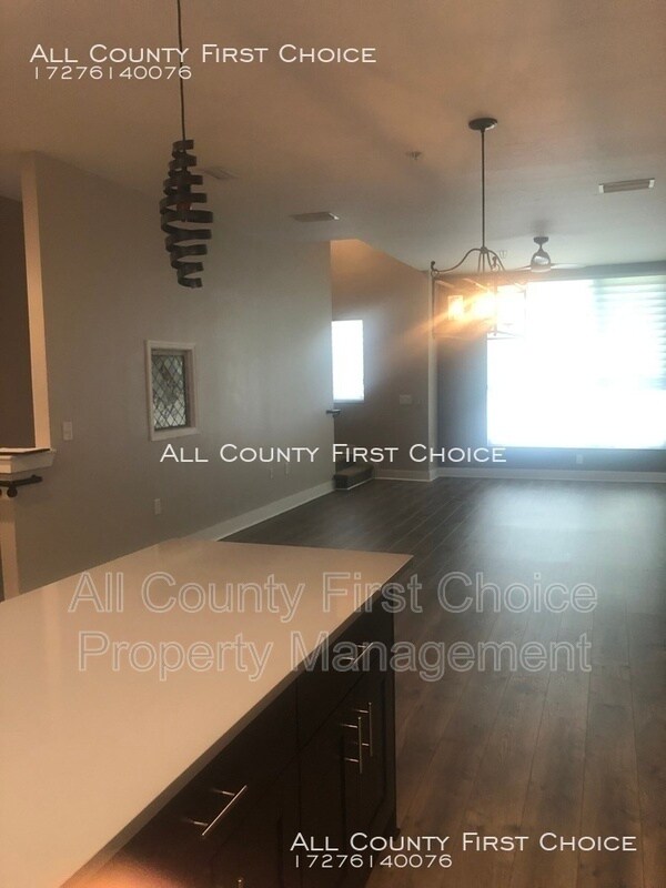 Photo - 815 Arlington Ave N