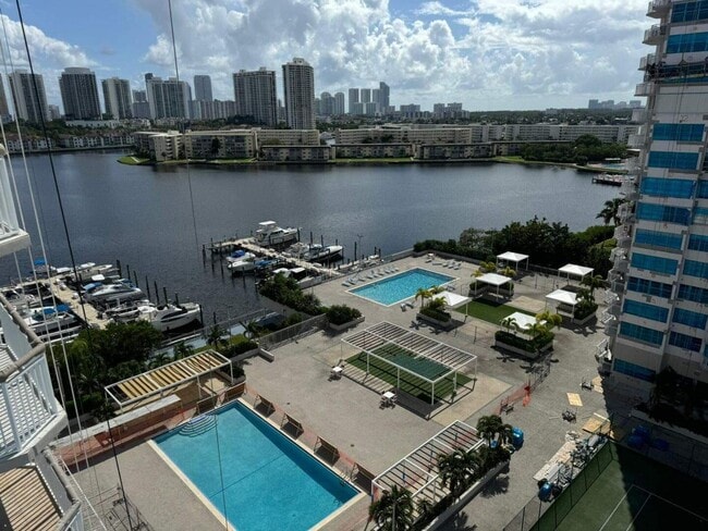 Building Photo - 18061 Biscayne Blvd Unit 1202 Rental