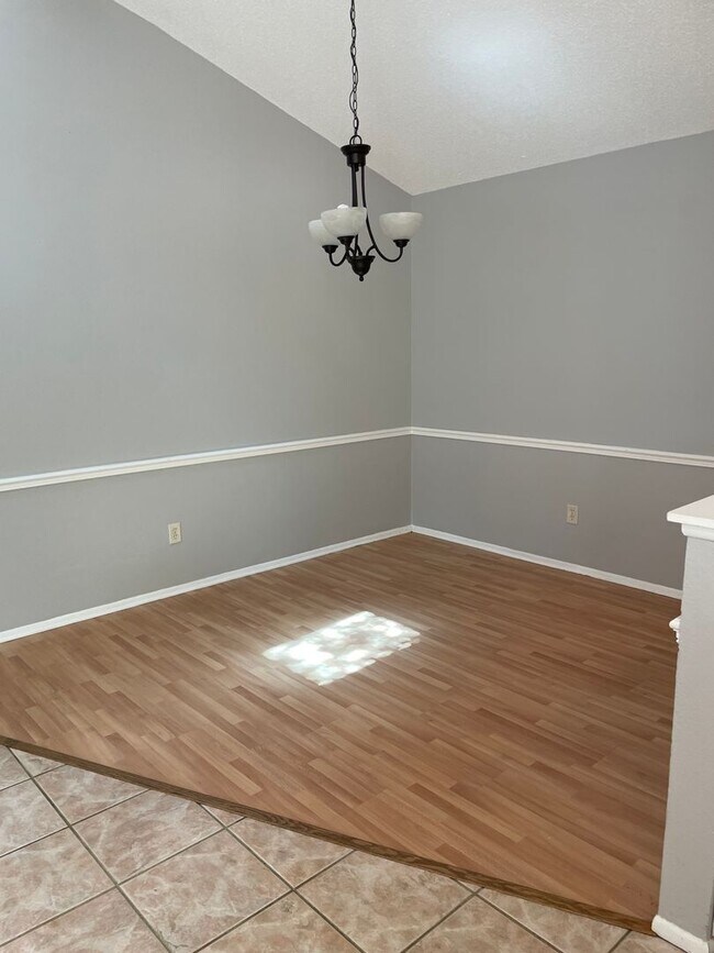 Photo - Well kept 3/2 with garage in Seminole county Apopka