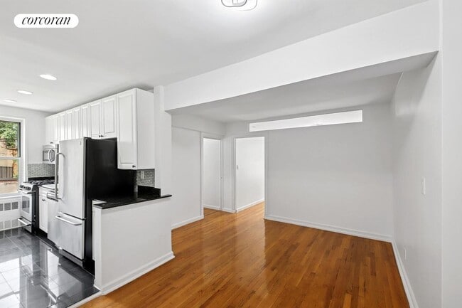 Building Photo - 401 W 56th St Rental