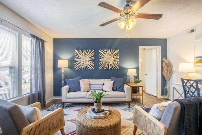 Photo - Hawthorne at New Centre