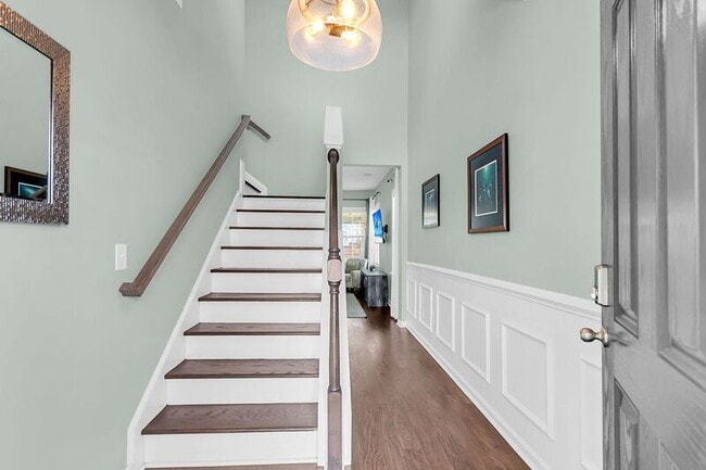 Photo - 534 Alderly Dr