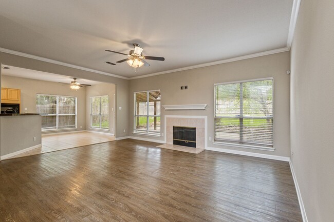 Large Open Floor Plan on Cut-de-sac!!! House - House Rental in Schertz ...