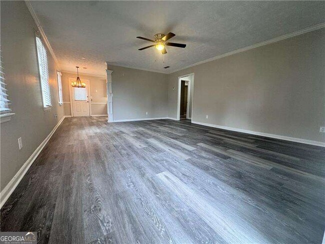 Photo - 452 Lexington Dr